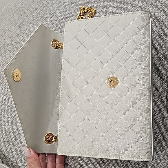 Ysl Envelope medium quilted textured-leather shoulder bag - Picture 4 of 8